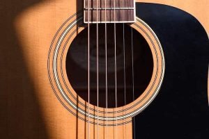 Las mejores guitarras acústicas 2021