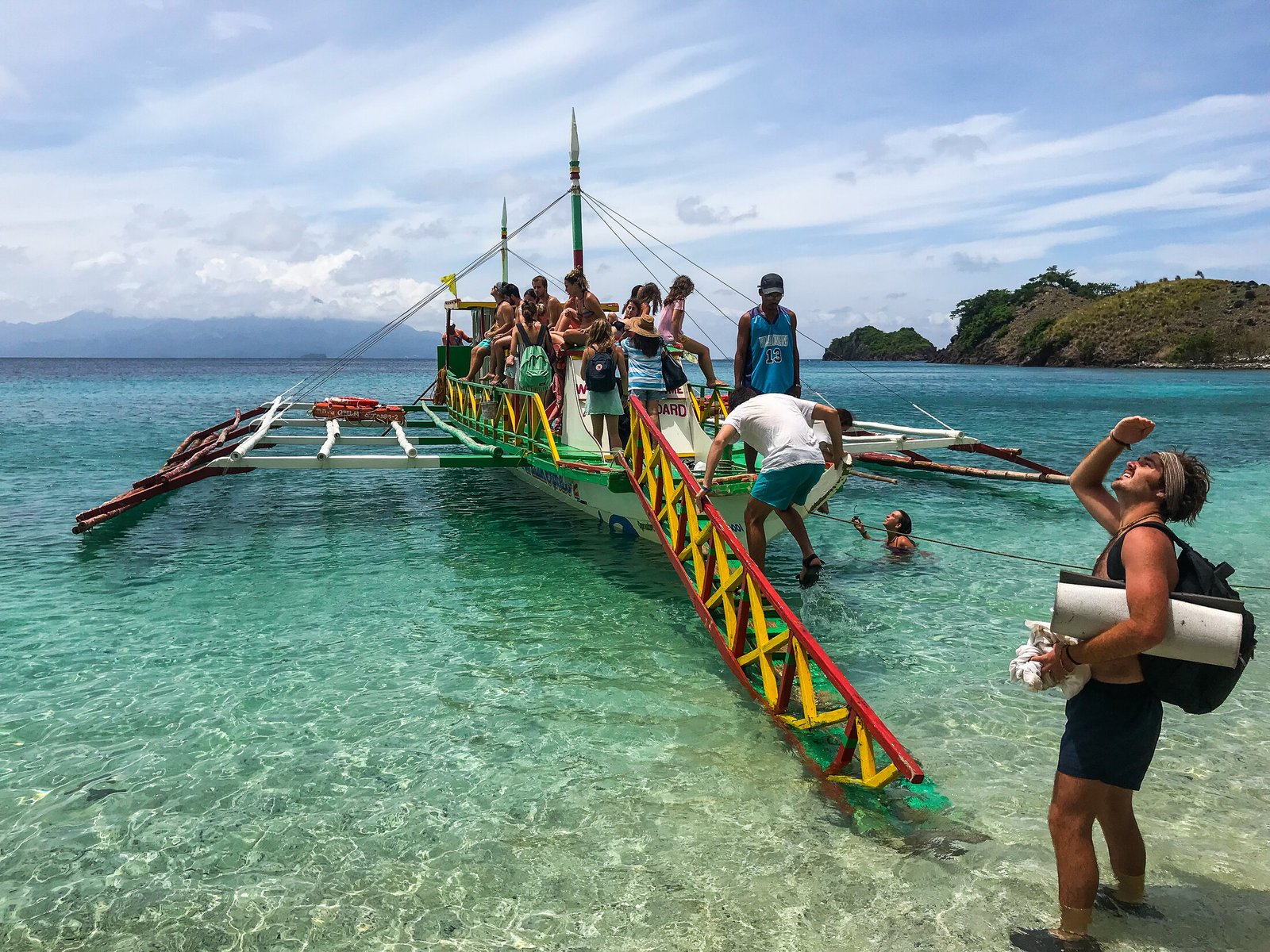 Island arrival by banca boat in Cebu