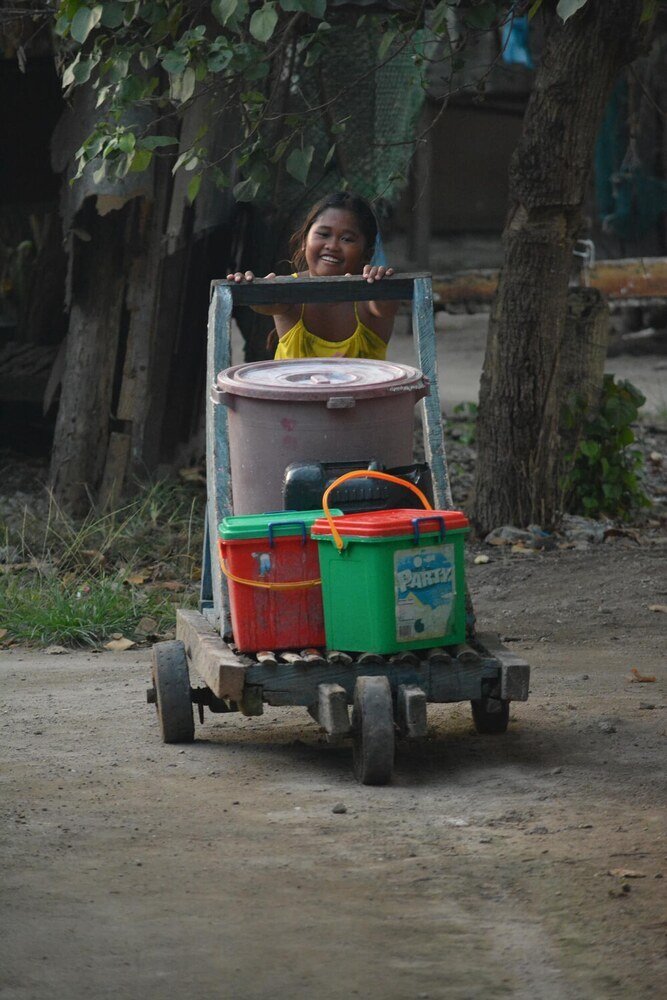 Local water delivery in Higatangan Island